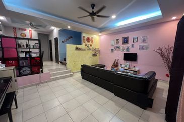 SL 13, Bandar Sungai Long