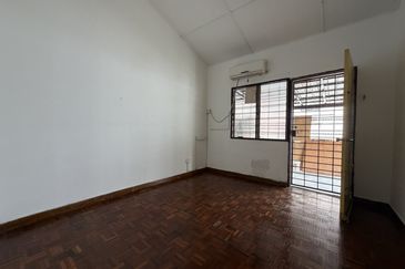 Taman Taynton (Taynton View)