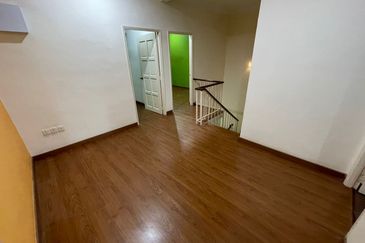 SL 6, Bandar Sungai Long