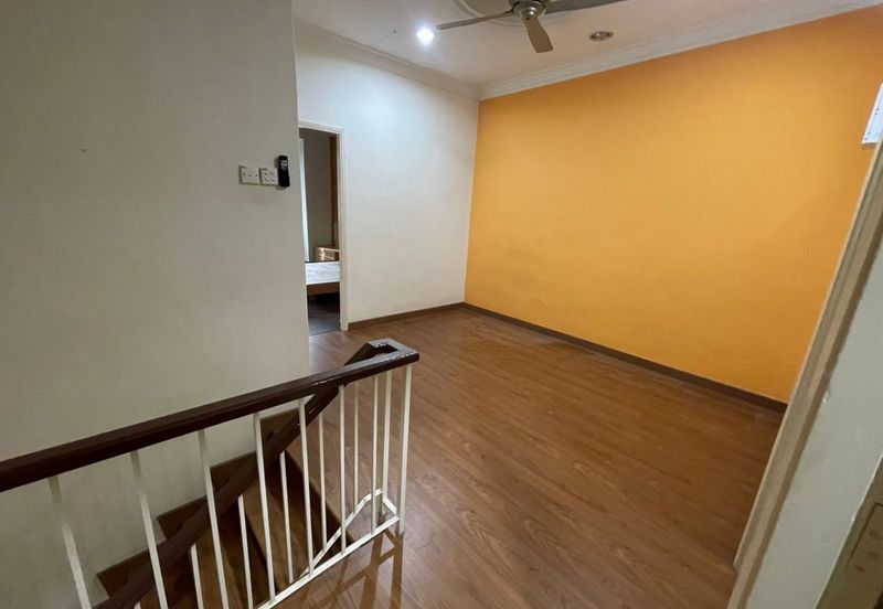 SL 6, Bandar Sungai Long