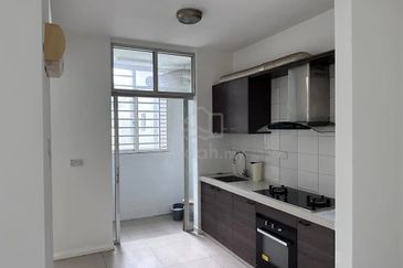 Midfields Condominium