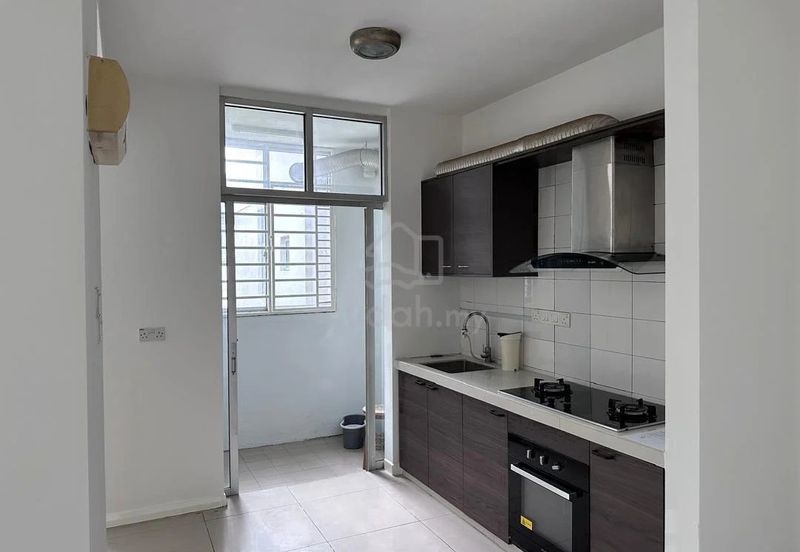 Midfields Condominium