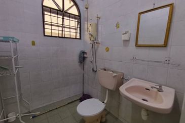 SL 6, Bandar Sungai Long