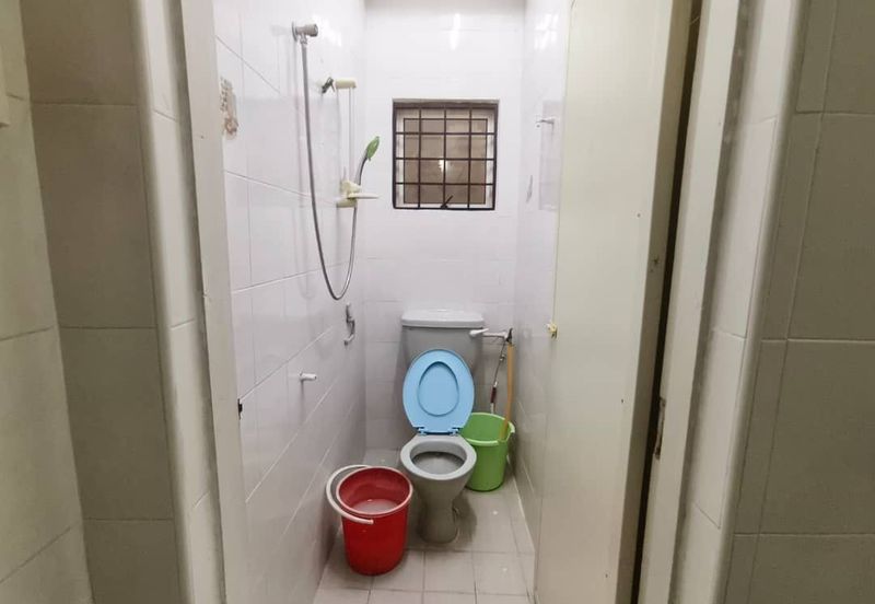 SL 6, Bandar Sungai Long