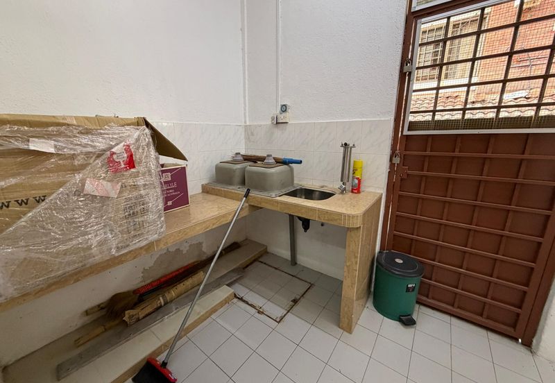 SL 4, Bandar Sungai Long