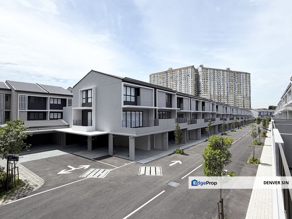 2.5 sty Garden Terrace Home @ Hayat Villa Bukit Serdang, Seri Kembangan, Serdang Raya, Selangor, Freehold, Gated Guarded, New VP, Grade AA, Selangor, Seri Kembangan