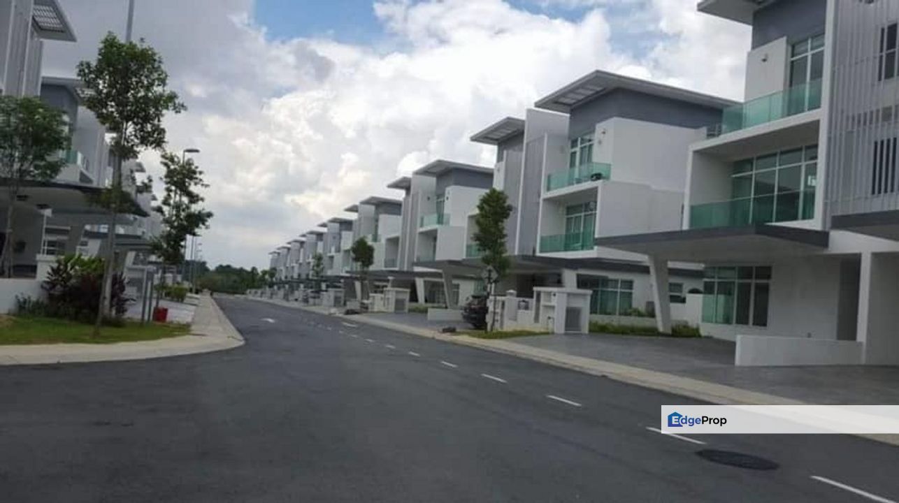 2 Storey Semi D Clover Garden Residence Cyberjaya for Rental RM4,100