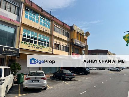 Banting, jalan bunga pekan, 3 sty shop lot, 20 x 90 , Selangor, Banting