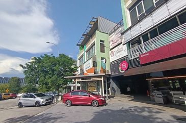 2nd Floor Shop Office D'vida Bukit Jelutong Shah Alam For Sale 