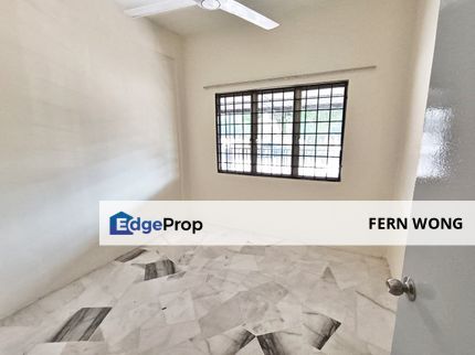 Ground Floor Pangsapuri Raya Bandar Country Homes Rawang For Sale , Selangor, Bandar Country Homes
