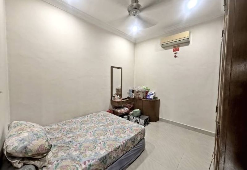 Happy Garden (Taman Gembira)