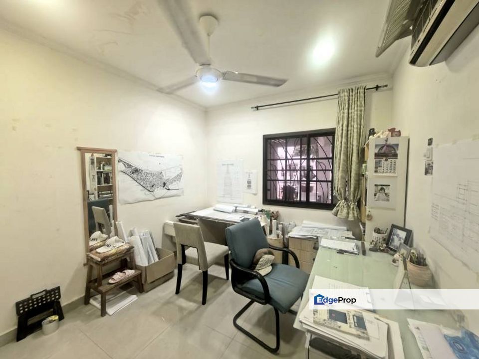 Fully Furnished Townhouse Country Heights Kajang for Sale, Selangor, Country Heights