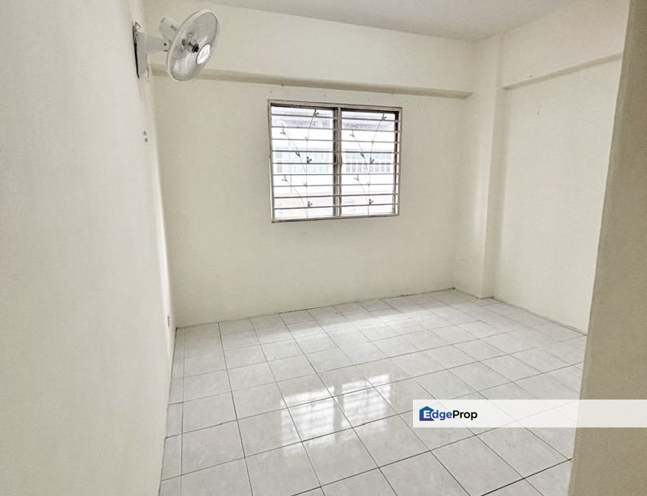 Sri Ria Apartment Taman Sepakat Indah for Sale, Selangor, Kajang