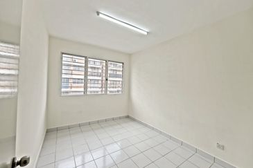 Villa Residence @ Goodview Heights