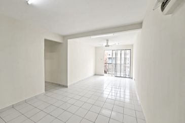 Villa Residence @ Goodview Heights