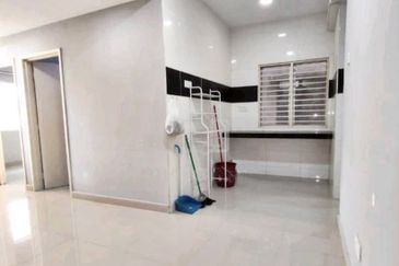 Pangsapuri Seri Mas, Taman Pinggiran Putra