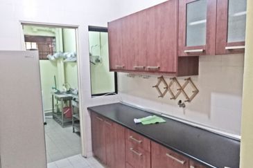 Royal Domain Sri Putramas II