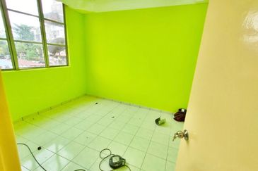 Desa Putra Apartments