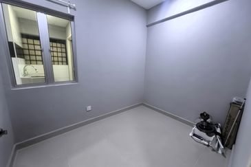 Pangsapuri Seri Mas, Taman Pinggiran Putra