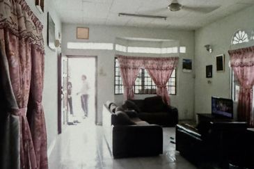 Kampung Melayu Batu Caves