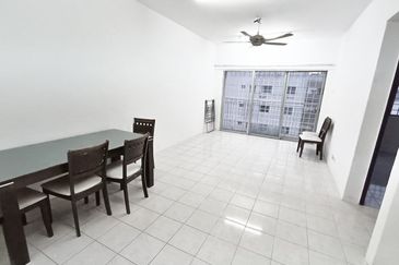 Avelon Tower @ Plaza Medan Putra