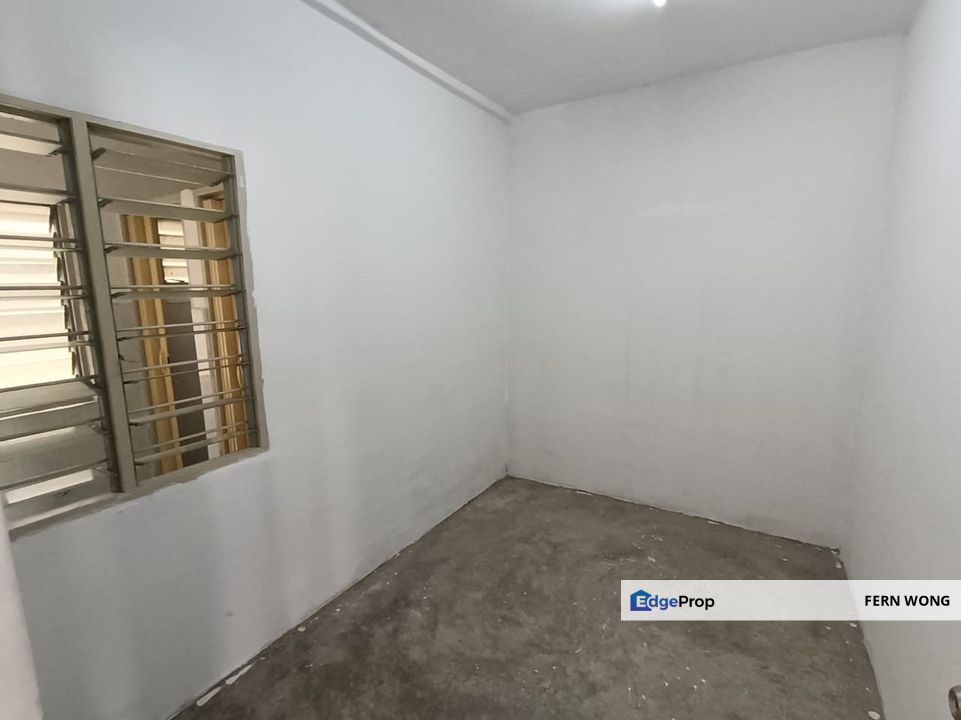 650 sf / 4th Floor Walk Up Low Cost Apartment Harmoni Damansara Damai For Sale , Selangor, Damansara Damai