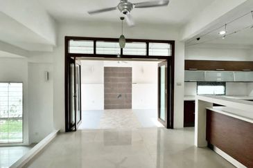 Semi-D 2 Storey House Taman Desa for Sale