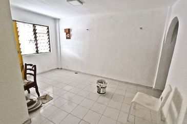 Ground Floor Pandan Indah Flat For Rent 