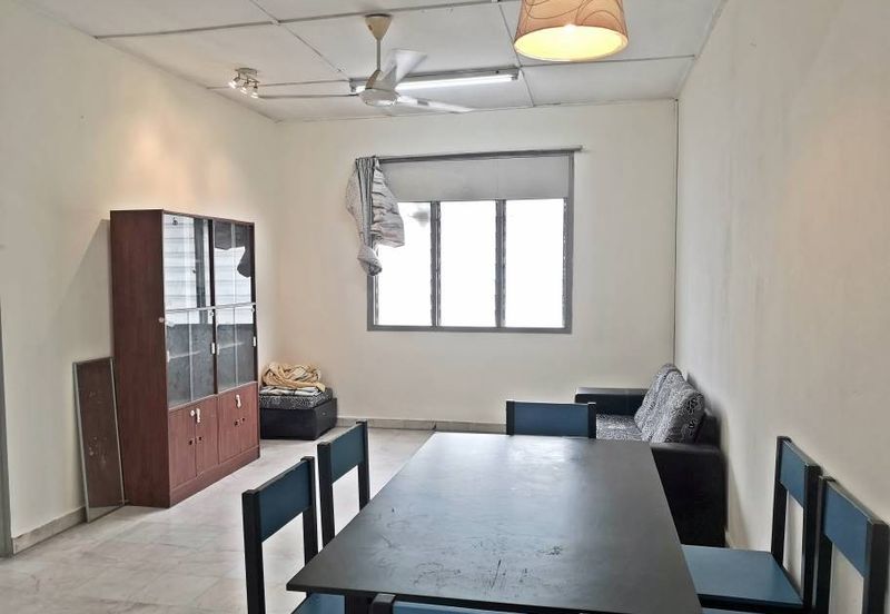 Apartment Taman Castlefield