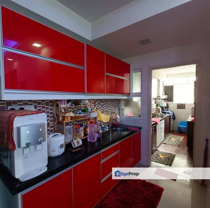 The zest for sale fully furnished unit bandar kinrara 9 puchong, Selangor, Bandar Kinrara Puchong