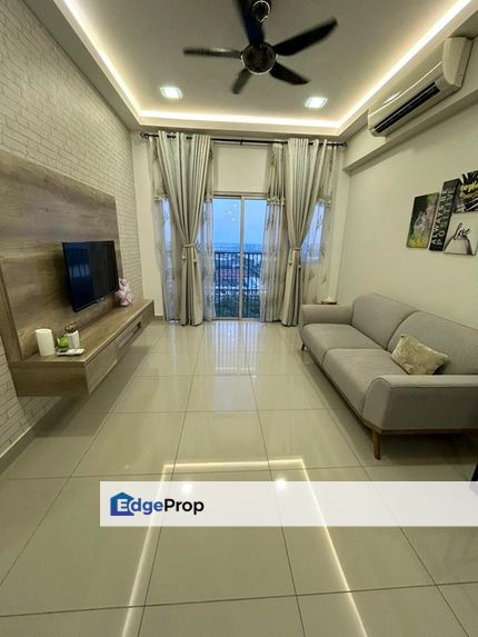 The wharf residence condo for rent fully furnished puchong, Selangor, Puchong
