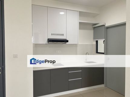 Mira at shorea park condo for rent partly furnished unit with 4 bedrooms taman meranti permai puchong, Selangor, Sepang