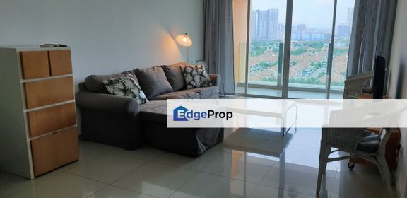 The zest condo for sale fully furnished near lrt station bandar kinrara 9 puchong, Selangor, Bandar Kinrara Puchong