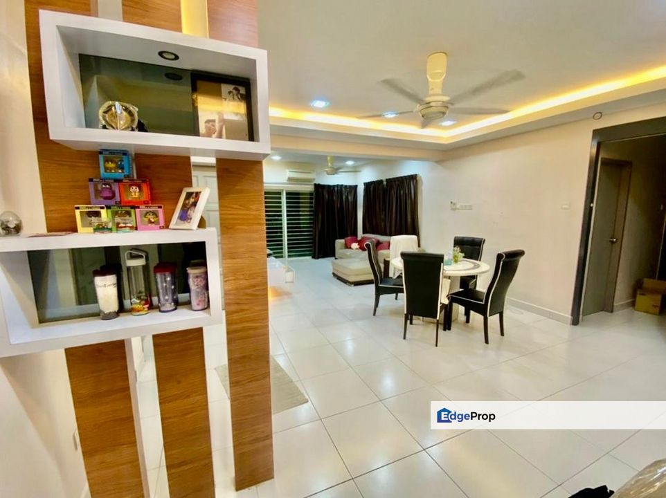 Casa tropika condominium for sale renovated unit fully furnished batu 14 puchong hartamas, Selangor, Puchong