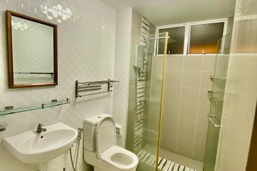 The Zest @ Kinrara 9