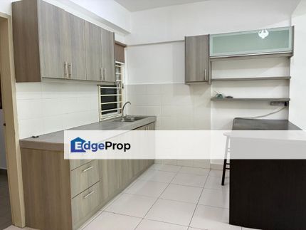 Casa tropika for rent batu 14 puchong, Selangor, Puchong