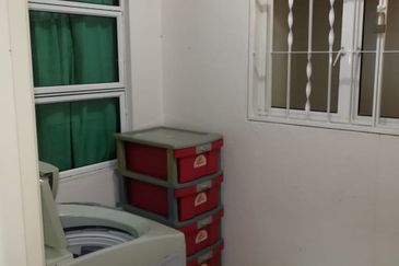 The Zest @ Kinrara 9