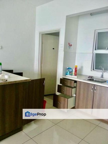 The zest condominium for sale bandar kinrara puchong, Selangor, Bandar Kinrara Puchong