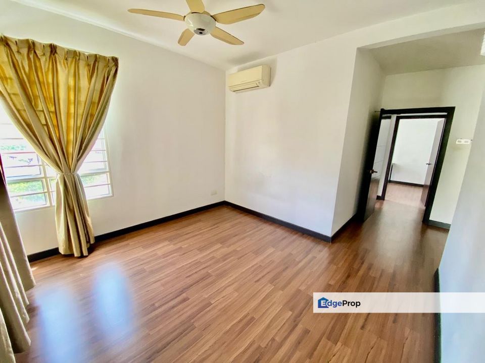 Zen residence condominium for rent batu 14 puchong, Selangor, Puchong