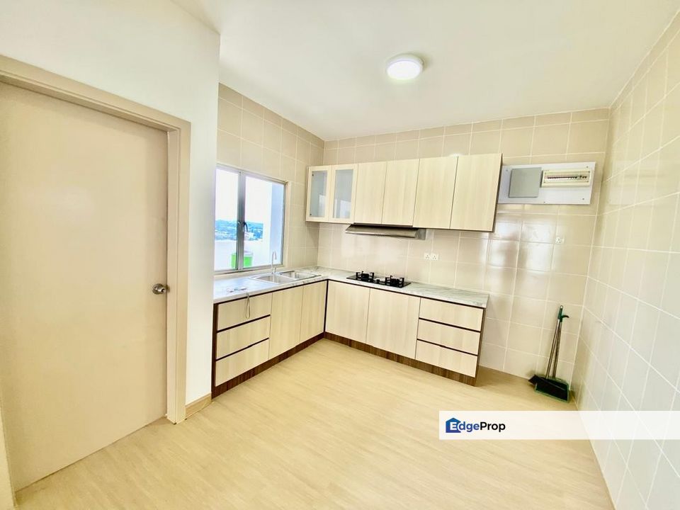 Zen residence condominium for rent bandar puchong utama puchong, Selangor, Puchong