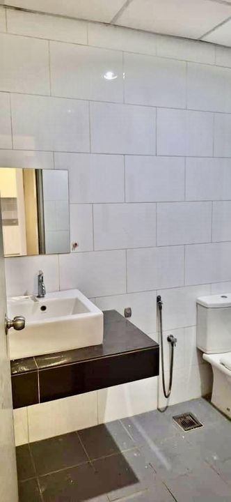 The wharf residence condominium for rent taman tasik prima puchong, Selangor, Puchong