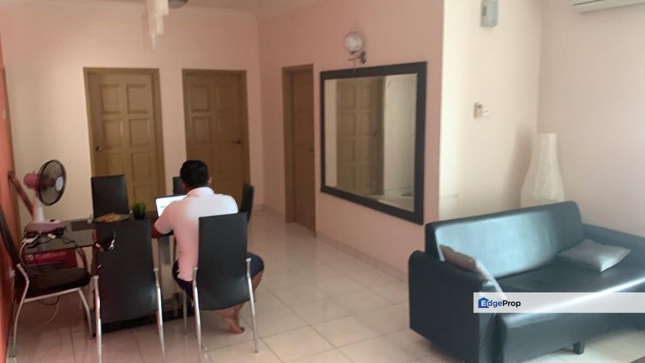 Desa impiana condominium for rent taman puchong prima puchong, Selangor, Puchong