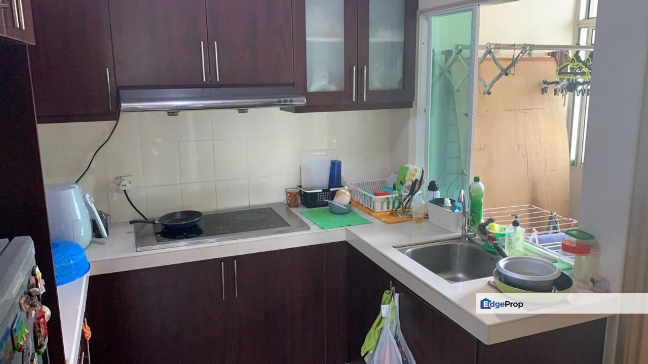 Desa impiana condominium for rent taman puchong prima puchong, Selangor, Puchong