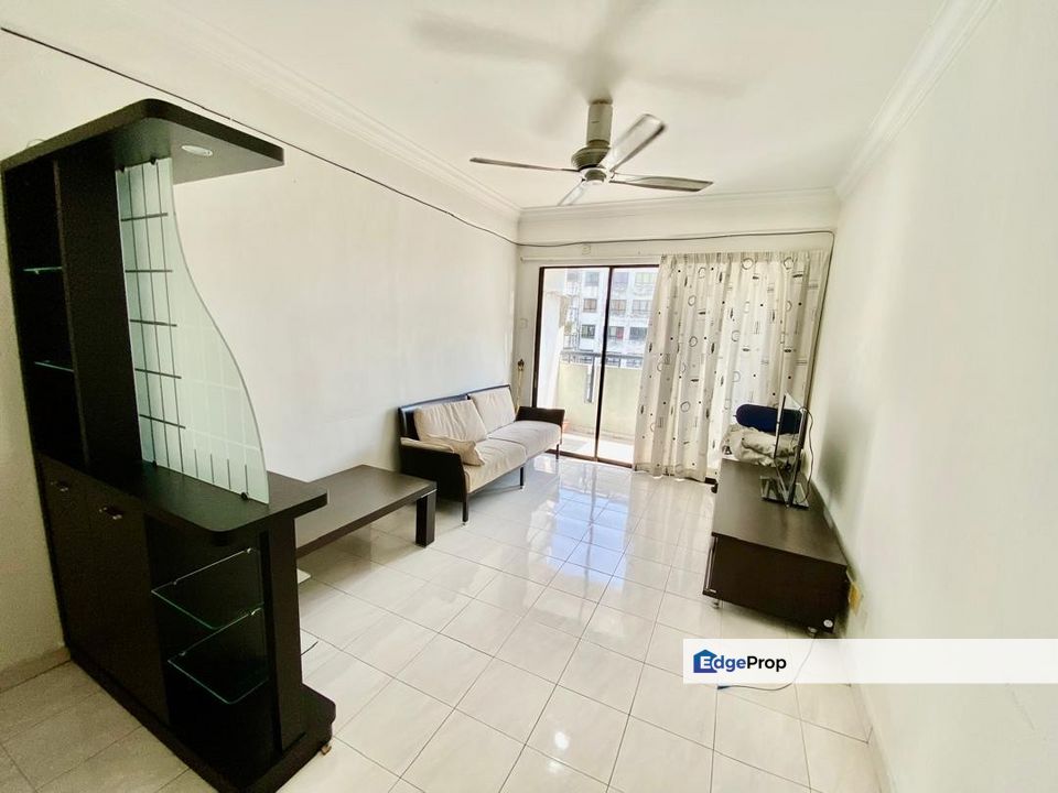 Vista millennium condominium for rent taman millennia puchong, Selangor, Puchong