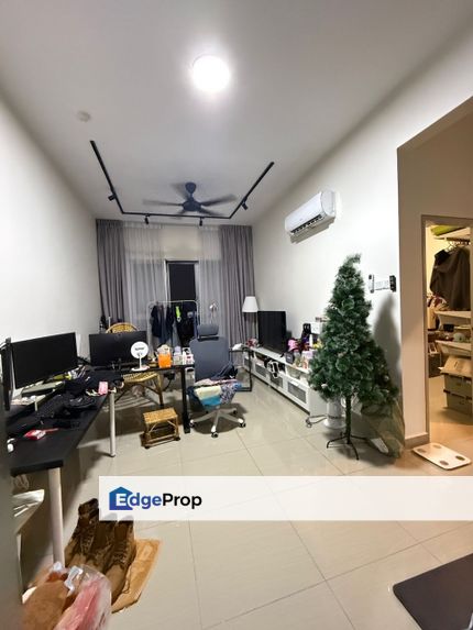 1 bedroom partly furnished 2 car park, Selangor, Puchong