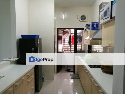 DESA IDAMAN RESIDENCES APARTMENT FOR RENT PARTLY FURNISHED UNIT 1 CAR PARK NEAR TO LRT STATION, Selangor, Puchong