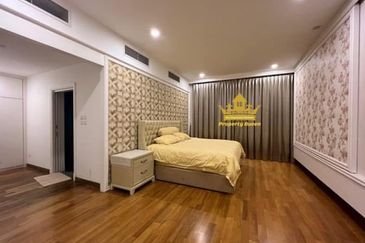 10 Mont Kiara (MK10)