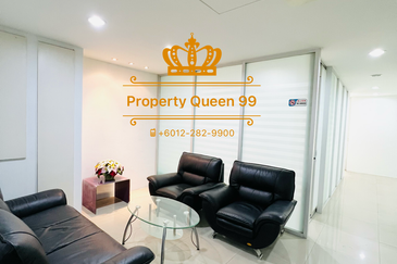 Bandar Puteri Puchong Shop Office walking to LRT