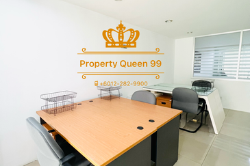 Bandar Puteri Puchong Shop Office walking to LRT