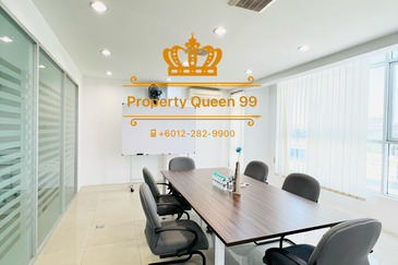 Bandar Puteri Puchong Shop Office walking to LRT